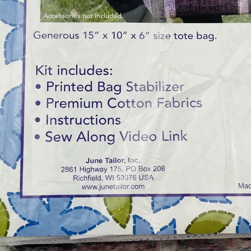 June Tailor Weekender Bag Sewing Kit 15x10x6 Tote Gray Red Paisley JT-1562‎